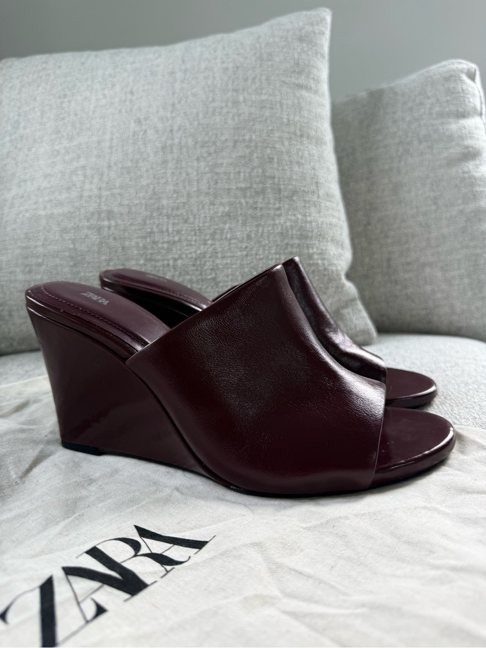 Zara Open-Toe Wedge Slides - Burgundy - Picture 4 of 13